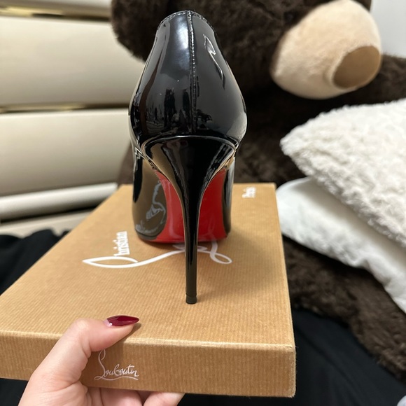Christian Louboutin Decollete 554 100 Patent - Picture 4 of 16